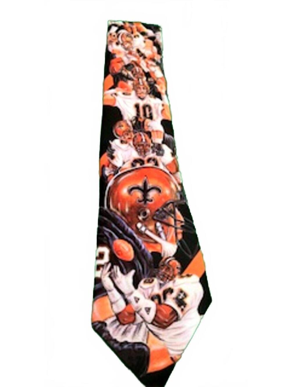 Vintage Cleveland Browns NFL Football Tie Mens Necktie Helmet Player 90s Boho